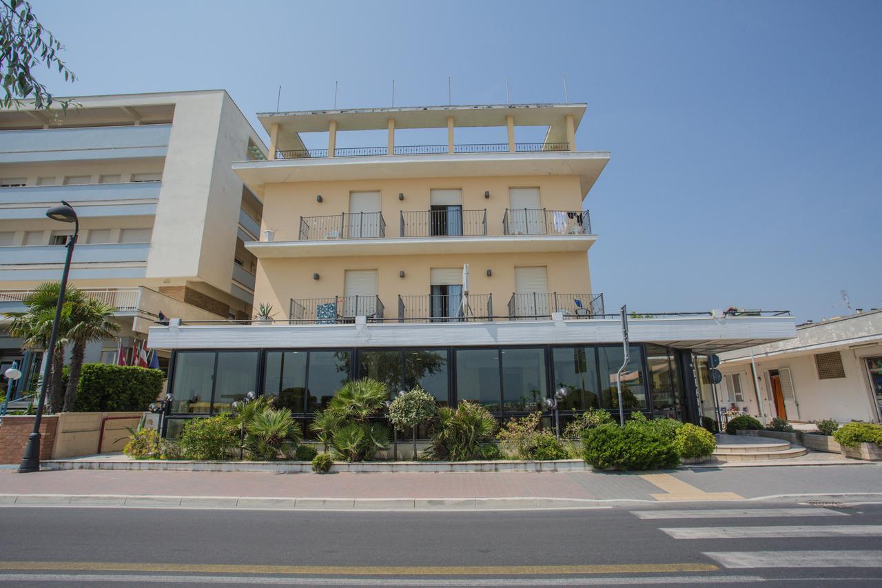 Hotel Deanna Bellaria-Igea Marina Luaran gambar